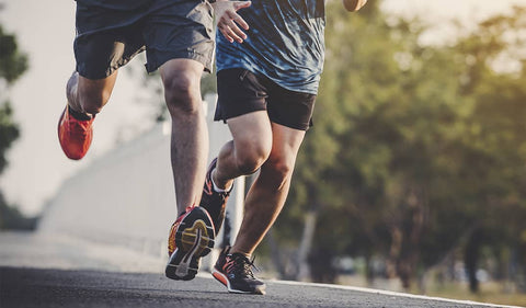 Cardio o pesas, ¿qué es mejor para perder peso?