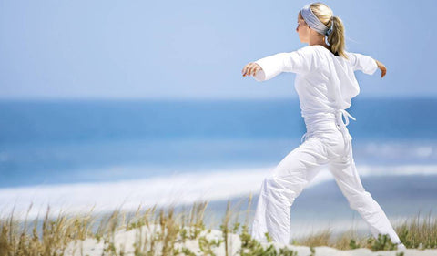 Reduce el estrés con yoga y taichí